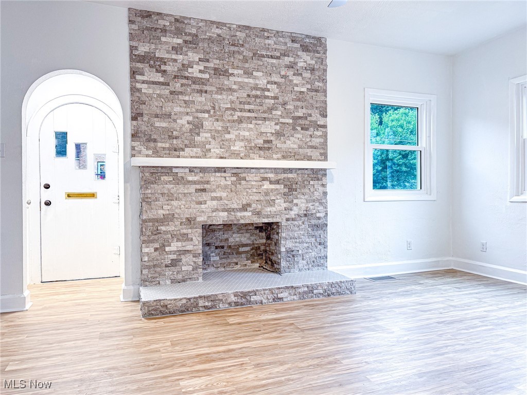 Hollywood Sub - Residential