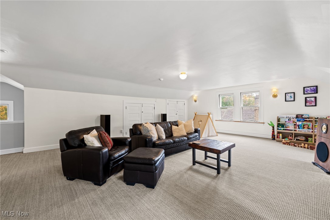 Shaker Heights Land Cos 03 - Residential