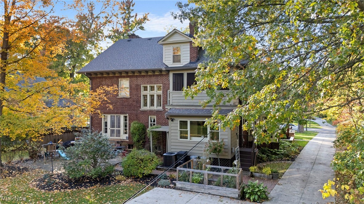 Shaker Heights Land Cos 03 - Residential