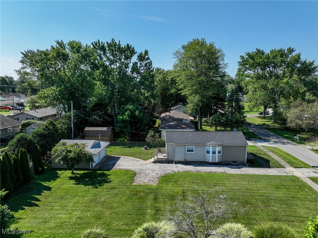 Lake Breeze - Residential