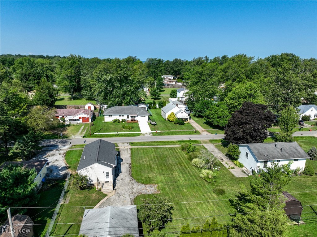 Lake Breeze - Residential