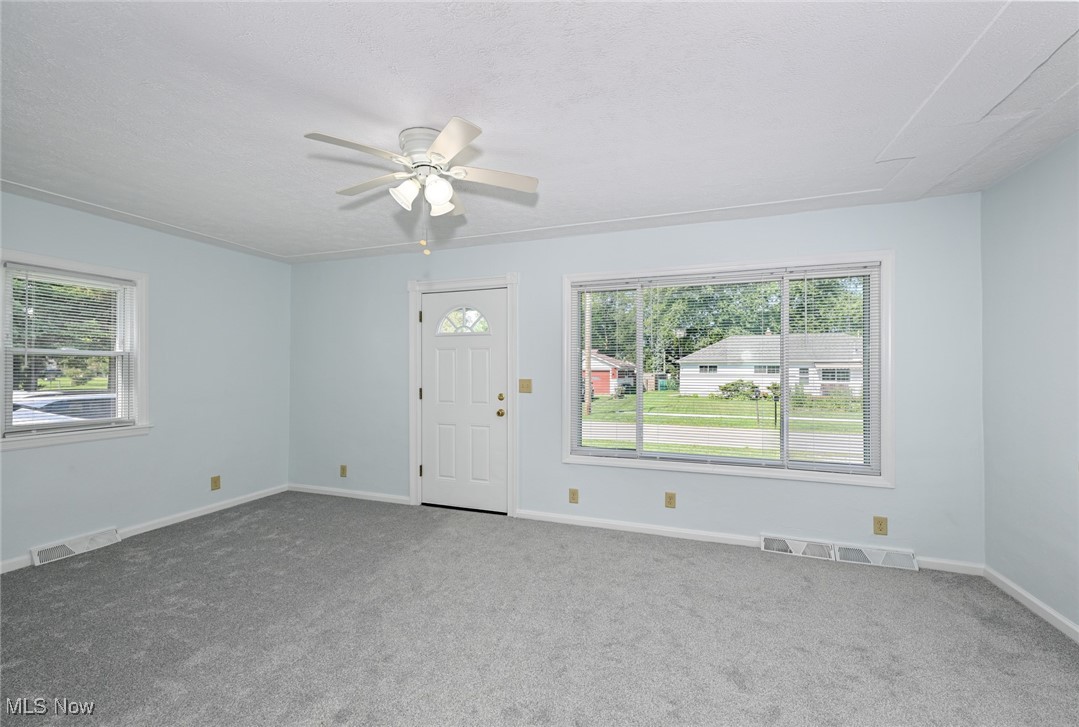 Lake Breeze - Residential