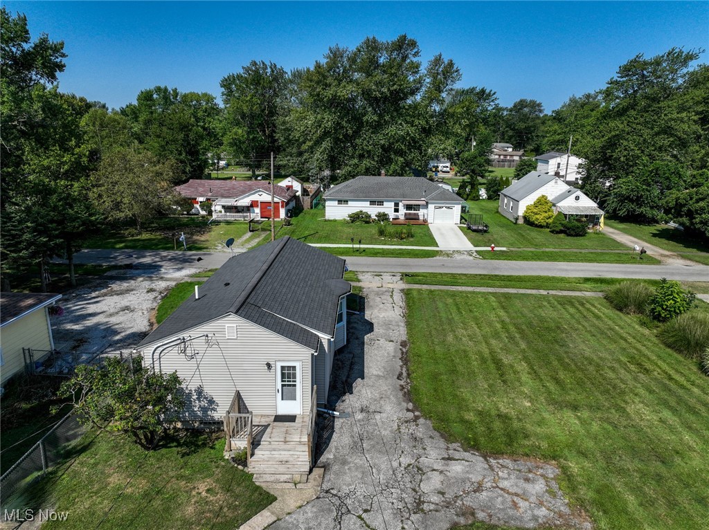 Lake Breeze - Residential