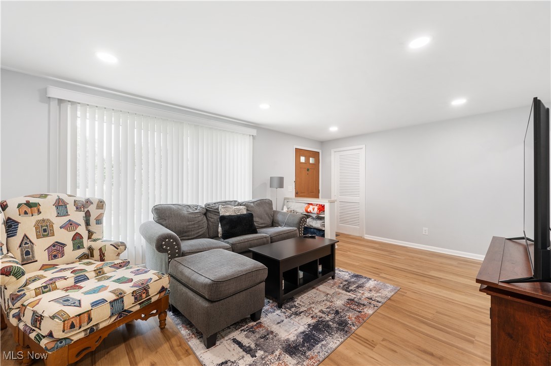 488 Willaman Avenue, North Canton, Ohio image 5