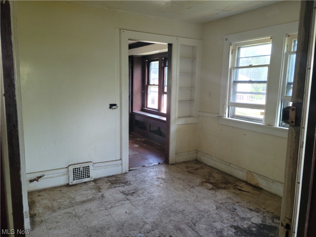 East Blvd - Residential Income