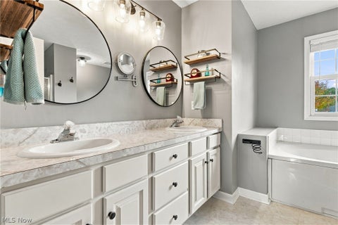 Tiny photo for 10056 Danns Way, Streetsboro, OH 44241 (MLS # 5251956)