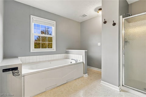Tiny photo for 10056 Danns Way, Streetsboro, OH 44241 (MLS # 5251956)
