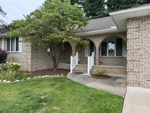 Homes For Sale - 3986 April Drive<br/> Uniontown, OH 44685