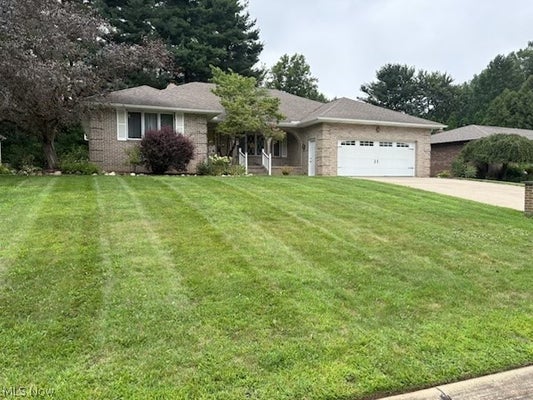 3986 APRIL DR, GREEN, OH 44685 - Image e3a6bb24e7c513b5d6ccbbb56c0f4ee4/4113347912