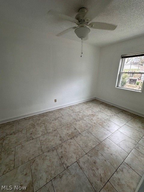 Tiny photo for 799 Phoenix Avenue, Akron, OH 44310 (MLS # 5187666)