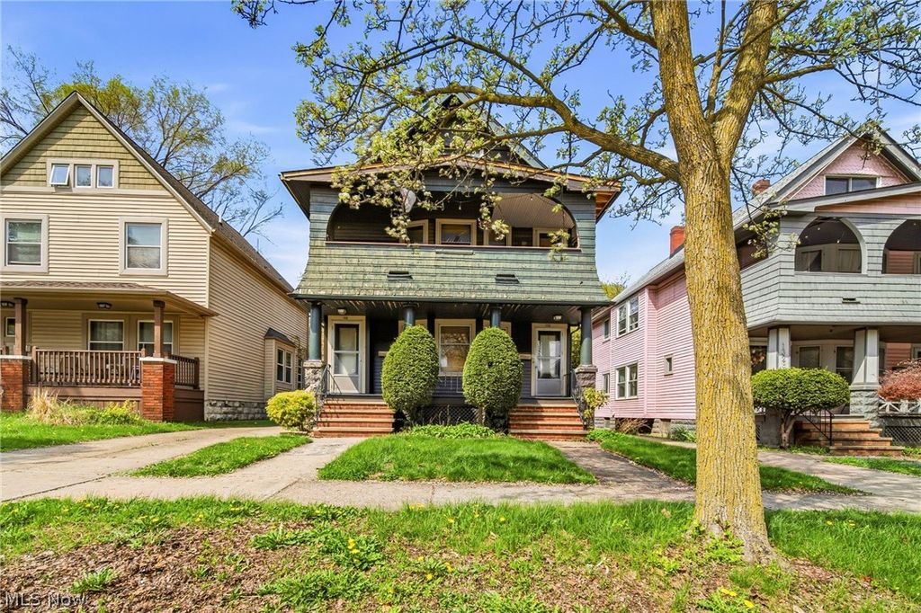 Photo of 1330 W 64th Street, Cleveland, OH 44102 (MLS # 5202400)