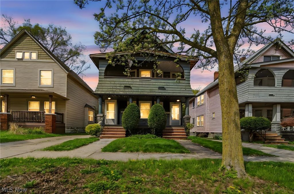 Photo of 1330 W 64th Street, Cleveland, OH 44102 (MLS # 5202400)