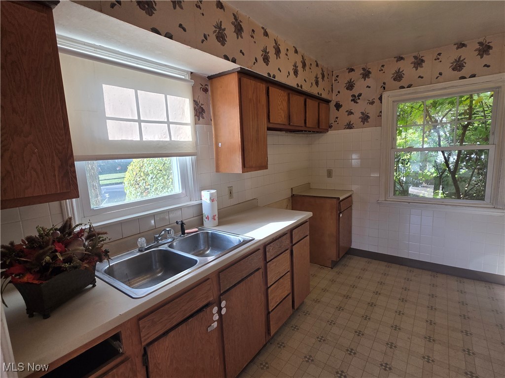 Heslop Morning View 02 - Residential