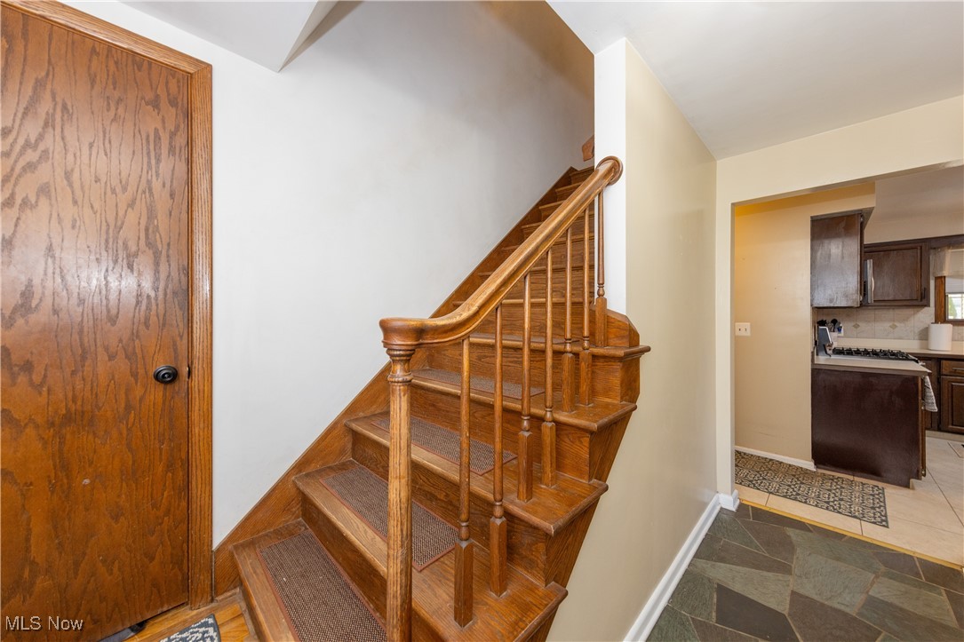 451 Green Garden Drive, Youngstown, Ohio image 19