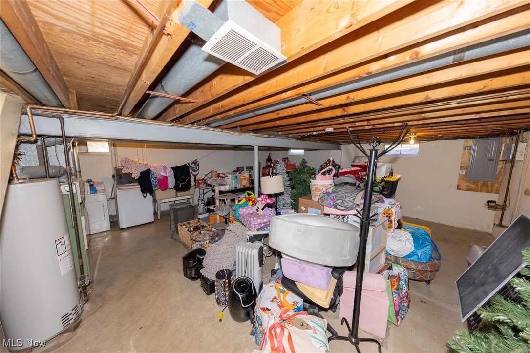 451 Green Garden Drive, Youngstown, Ohio image 31