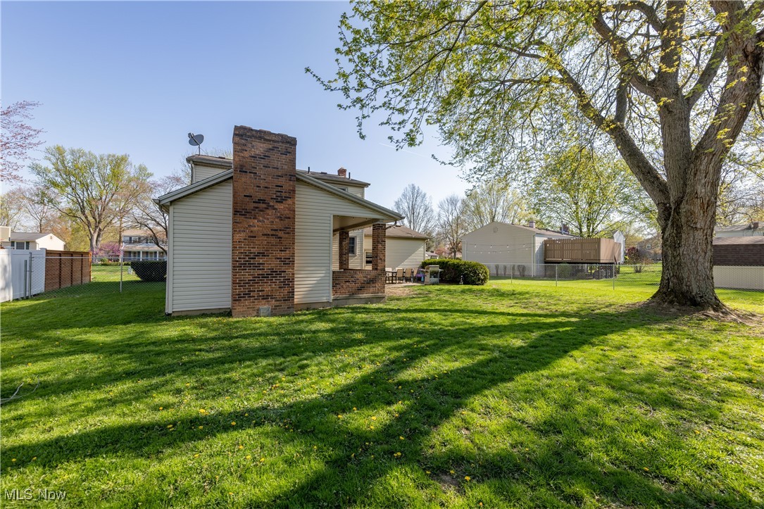 451 Green Garden Drive, Youngstown, Ohio image 36