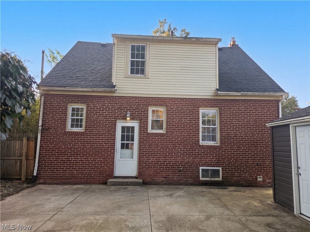 25 Woolf Avenue