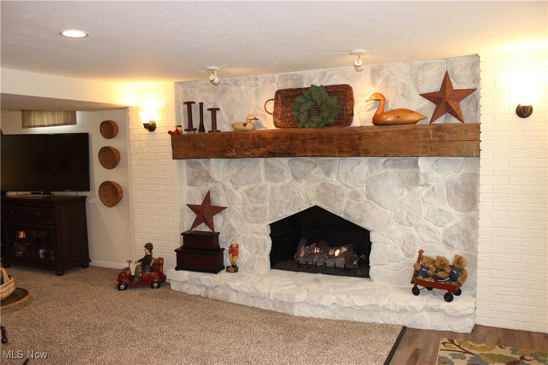 3175 Knollridge Circle, Canton, Ohio image 17