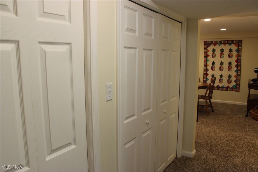 3175 Knollridge Circle, Canton, Ohio image 39