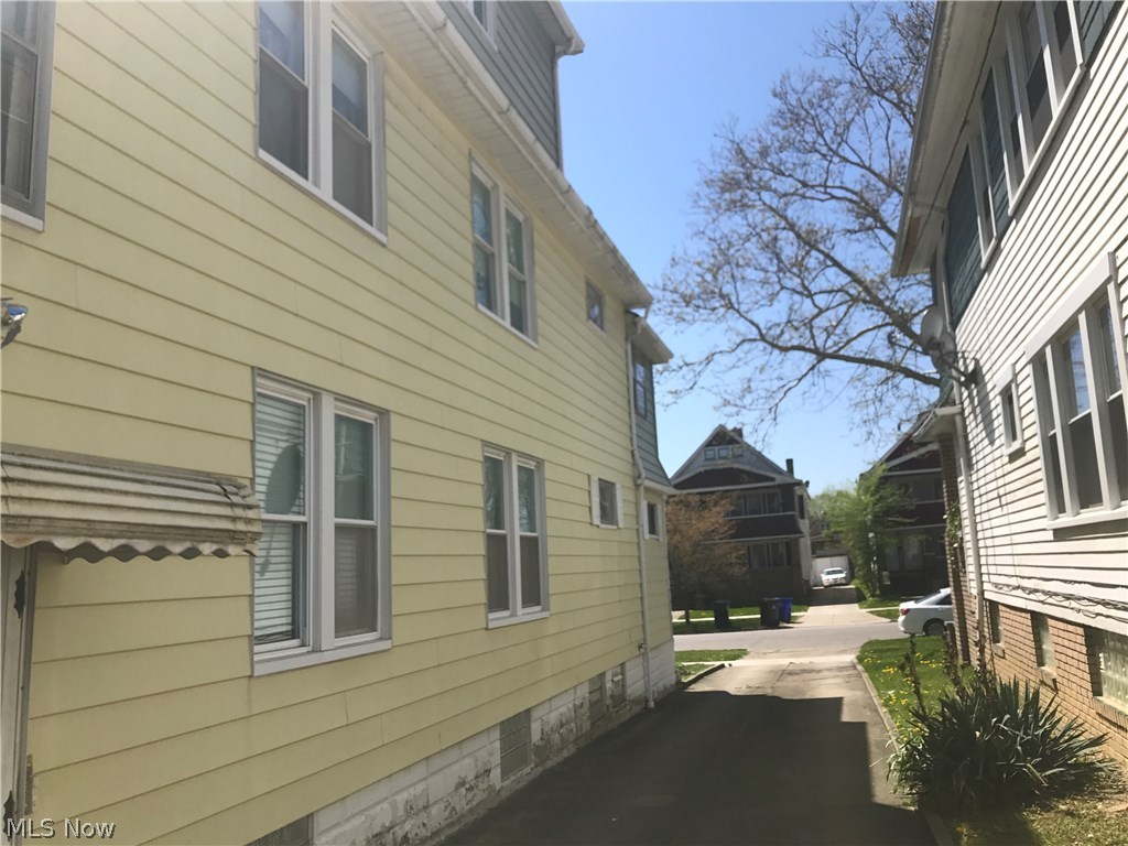Shaker Overlook - Residential Income