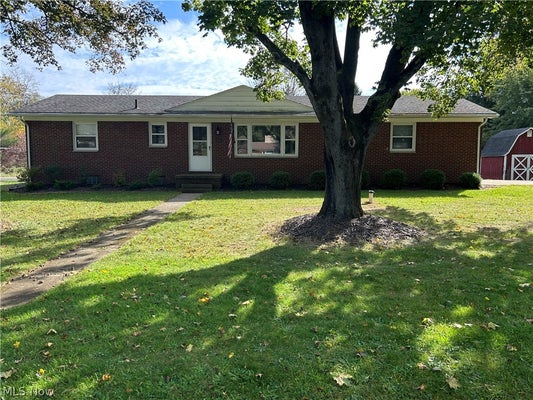 2390 EASTPORT DR, AKRON, OH 44312 - Image e3bbe8d5785efd112542069a865cfb61/2017555748
