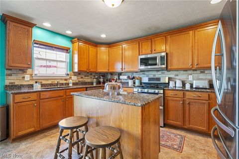 Tiny photo for 9961 Colmanara Drive, Aurora, OH 44202 (MLS # 5203222)