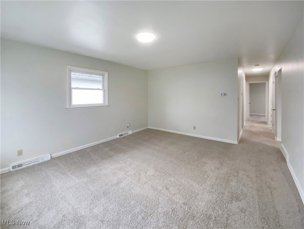 504 Dennison Avenue, Akron, Ohio image 12