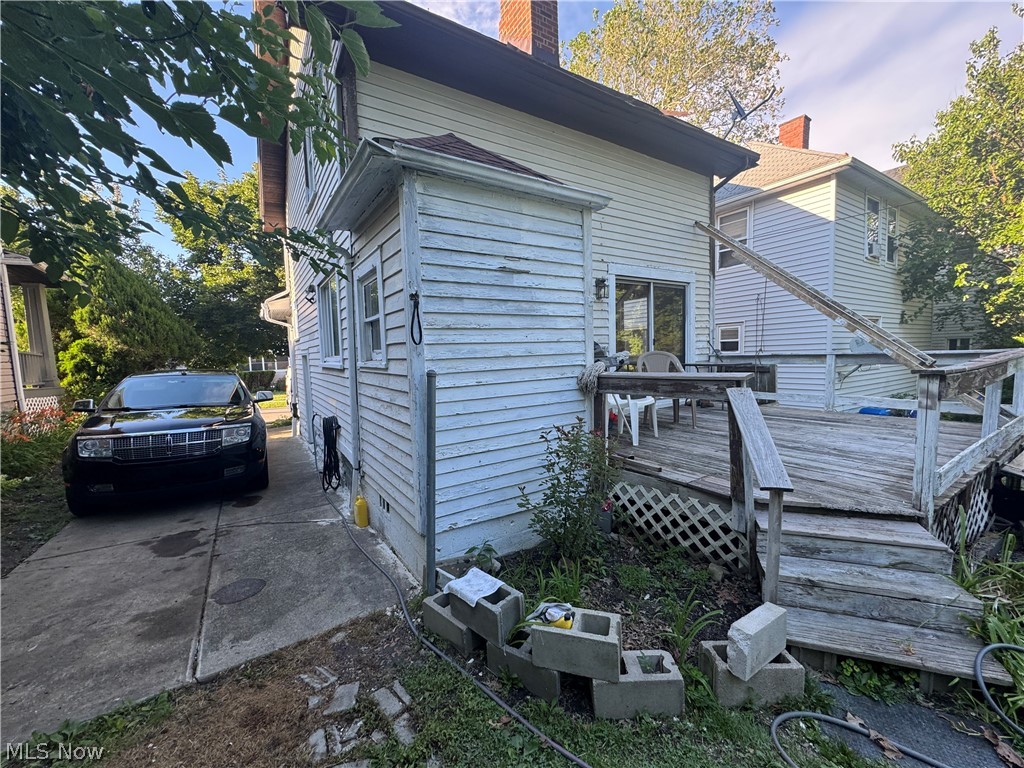 2311 Montclair Avenue