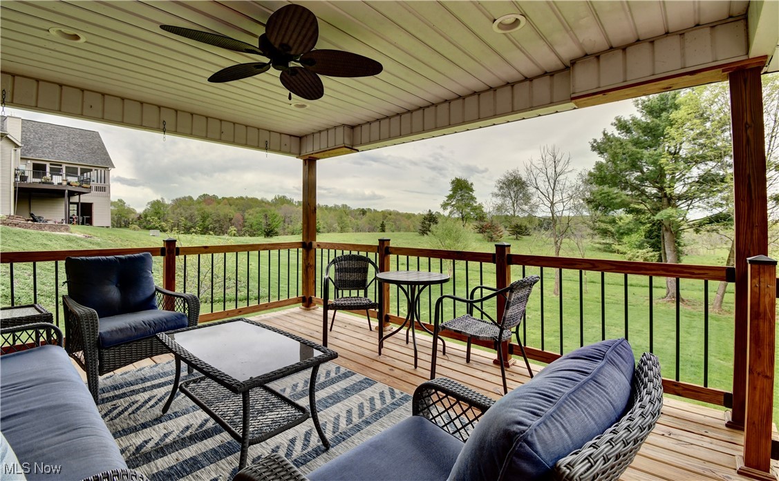 10165 Laurens Drive, Bolivar, Ohio image 38
