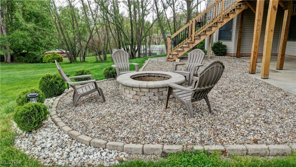 10165 Laurens Drive, Bolivar, Ohio image 12