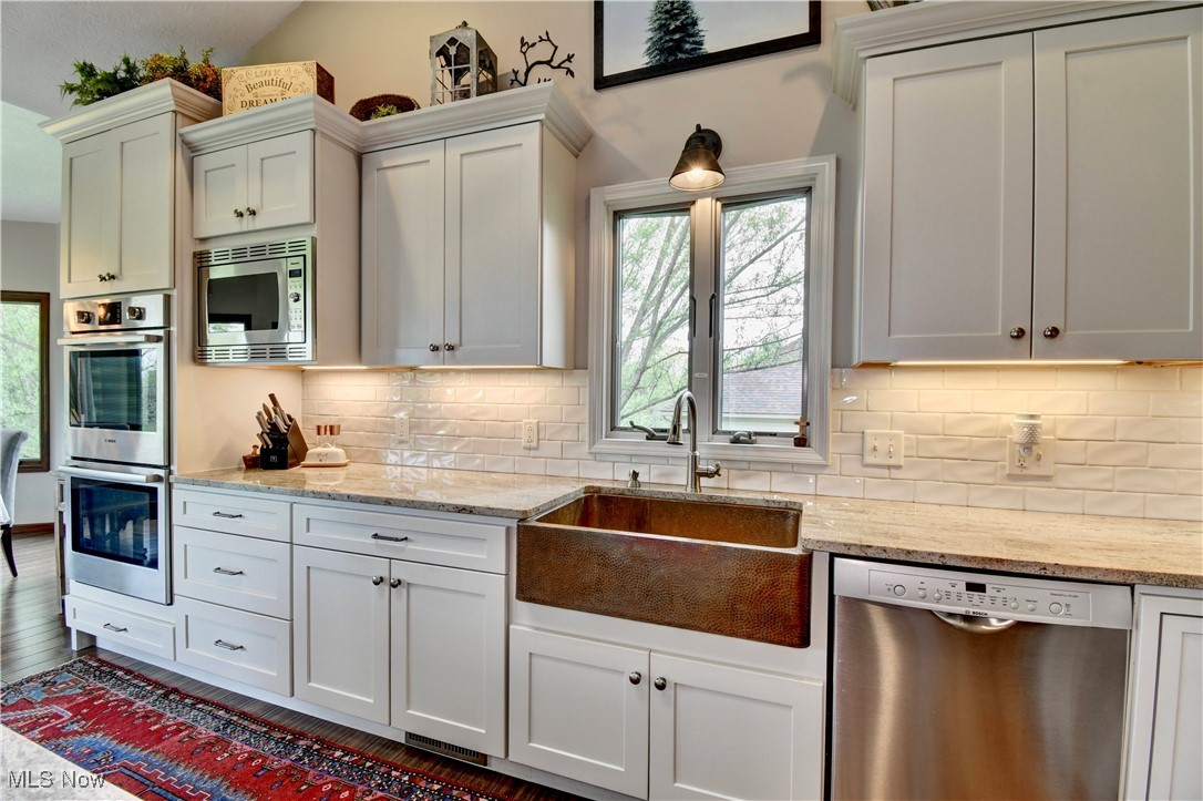 10165 Laurens Drive, Bolivar, Ohio image 17