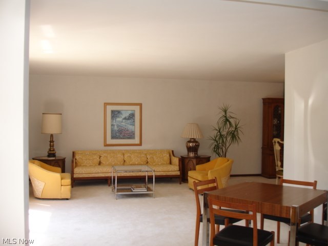 Louis Luxenbergs South Woodla - Residential