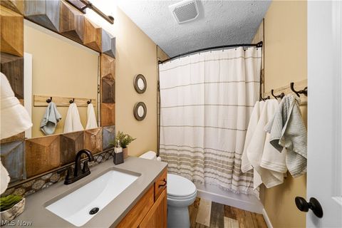 Tiny photo for 8266 Pebble Creek Court, Chagrin Falls, OH 44023 (MLS # 5186688)