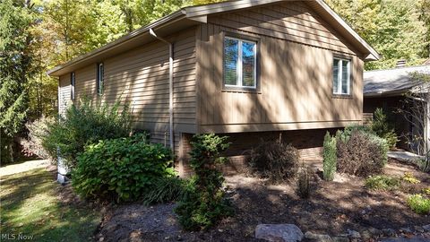 Tiny photo for 8266 Pebble Creek Court, Chagrin Falls, OH 44023 (MLS # 5186688)