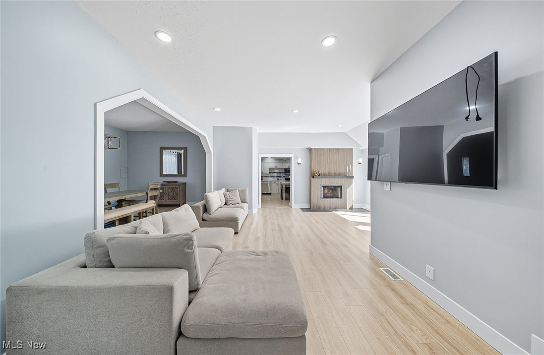 Martinvale 01 & 02 - Residential