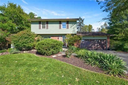 5125 Colorado Avenue Sheffield OH 44054