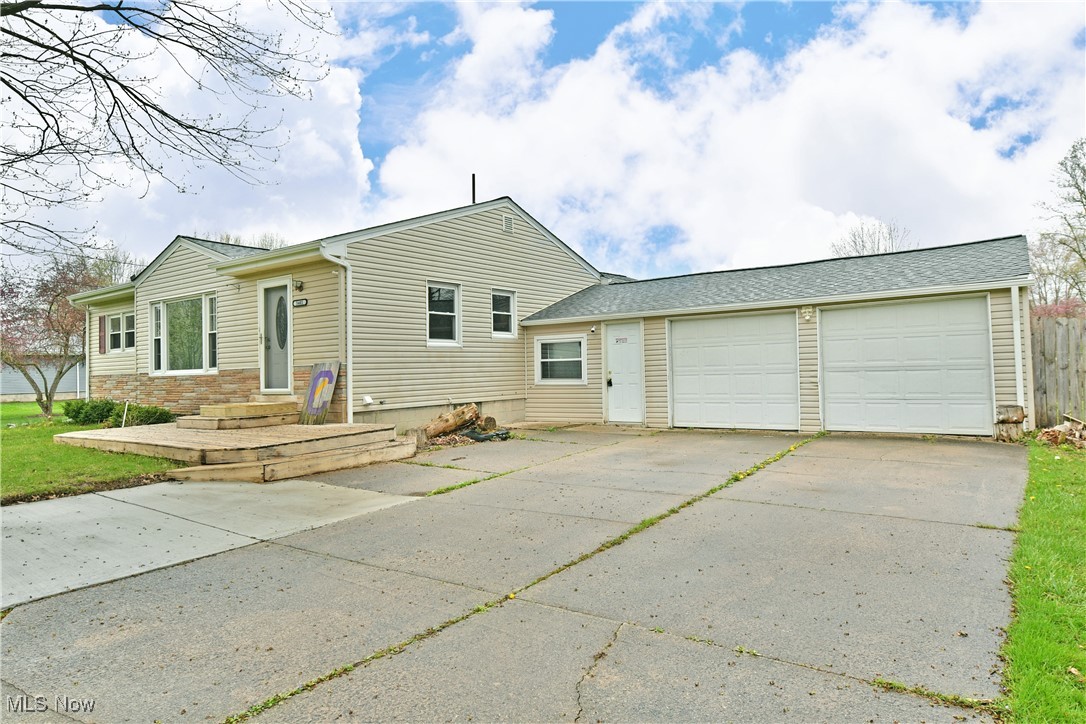 5401 Alva Avenue, Warren, Ohio image 3