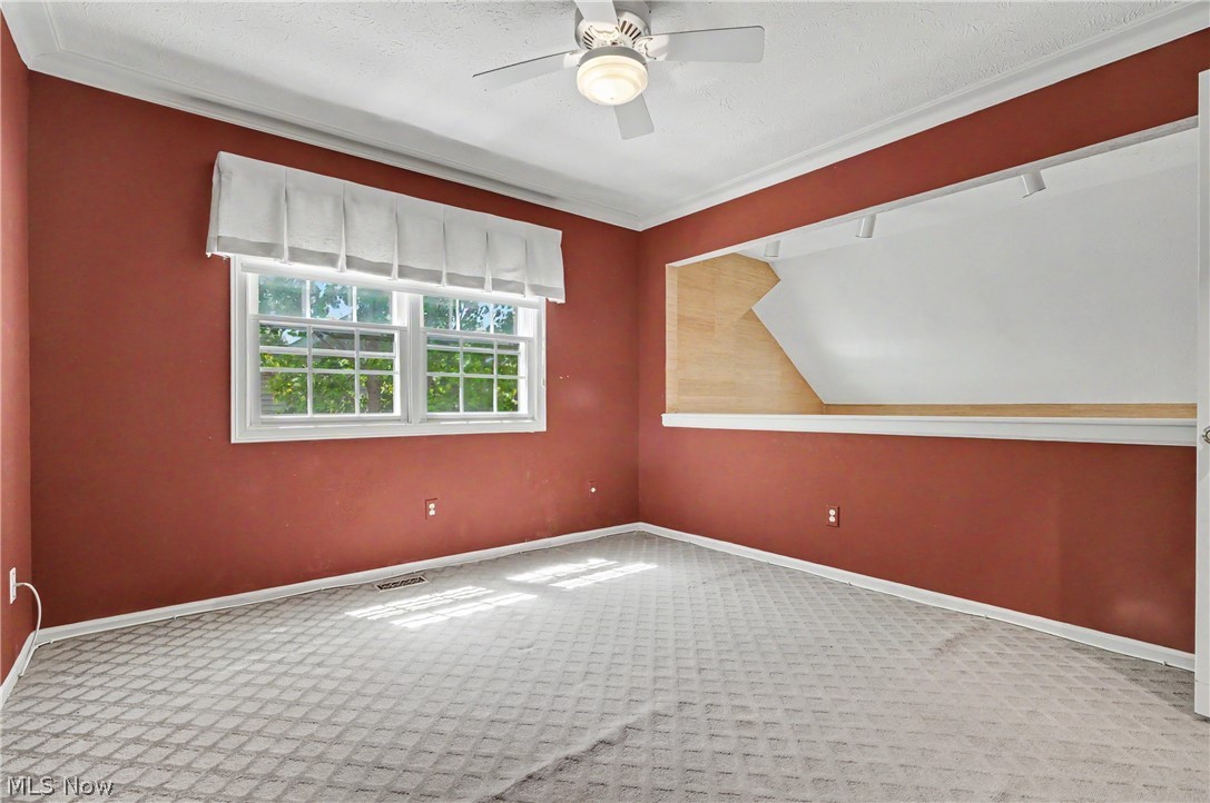 Macintosh Farms Condo 01 - Residential