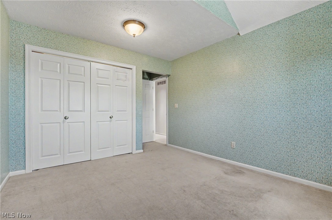 Macintosh Farms Condo 01 - Residential