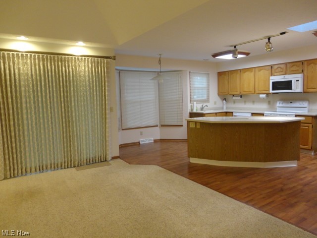 Maple Brook Estates - Residential