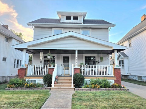 Homes For Sale - 4414 Henritze Avenue<br/> Cleveland, OH 44109