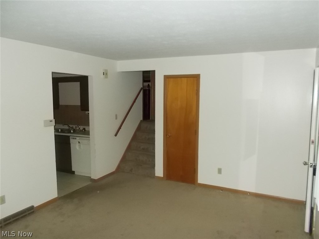 Vill Gr Sub - Residential