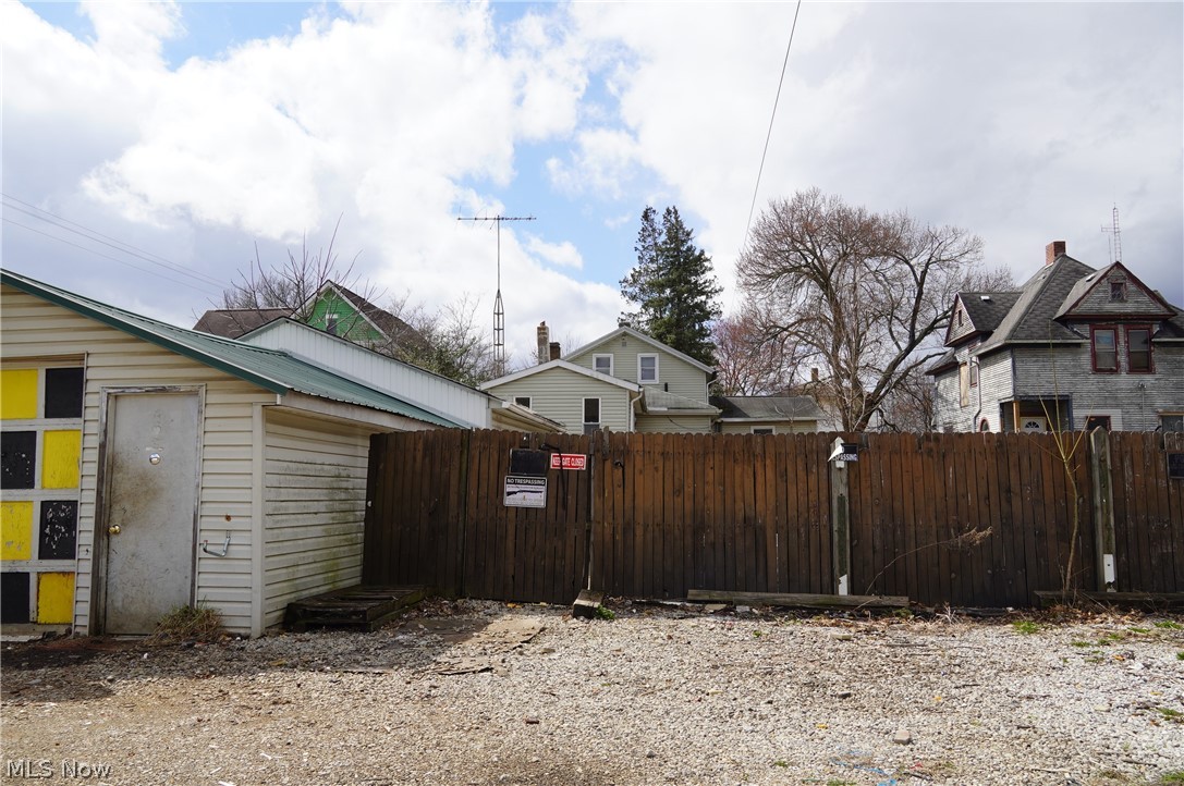 Village/Beach City - Residential