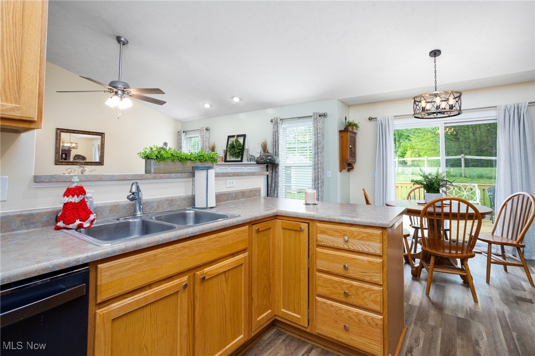 4651 Riverrock Way, Medina, Ohio image 12