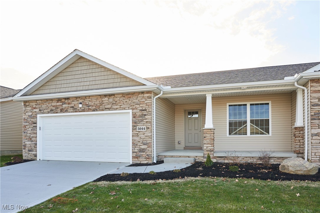 5058 Catawba Place Lane, Seville, Ohio image 2