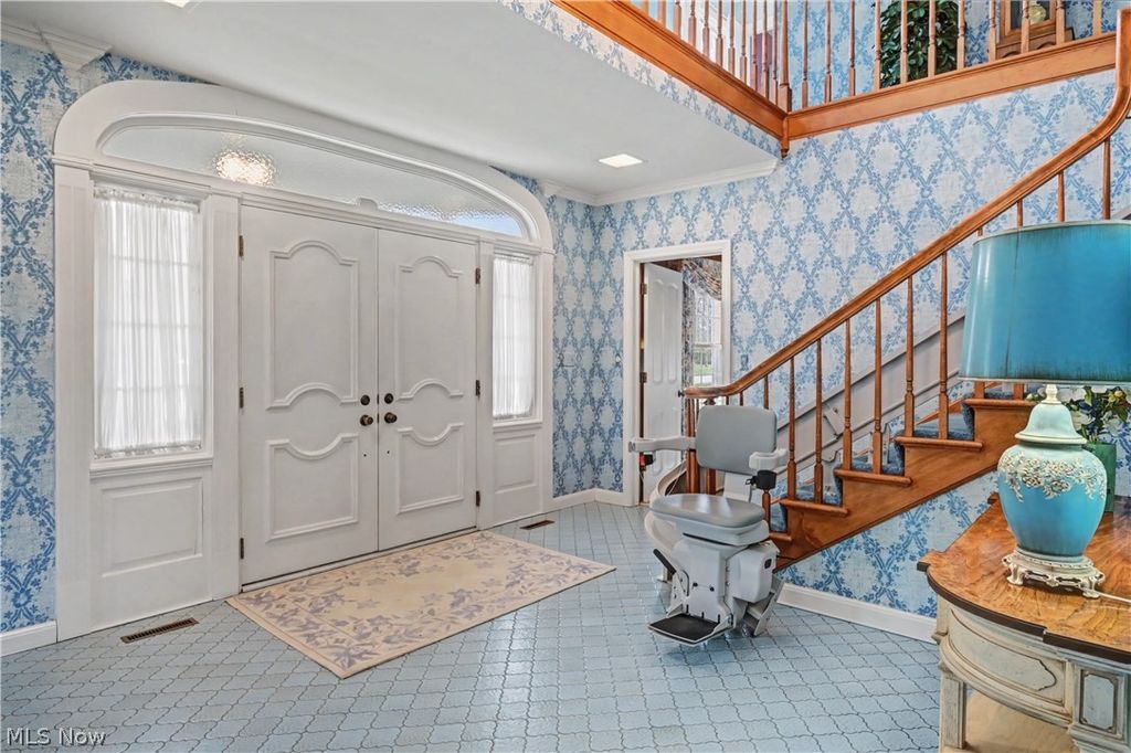 Photo of 735 Courtwright Boulevard, Mansfield, OH 44907 (MLS # 5192881)