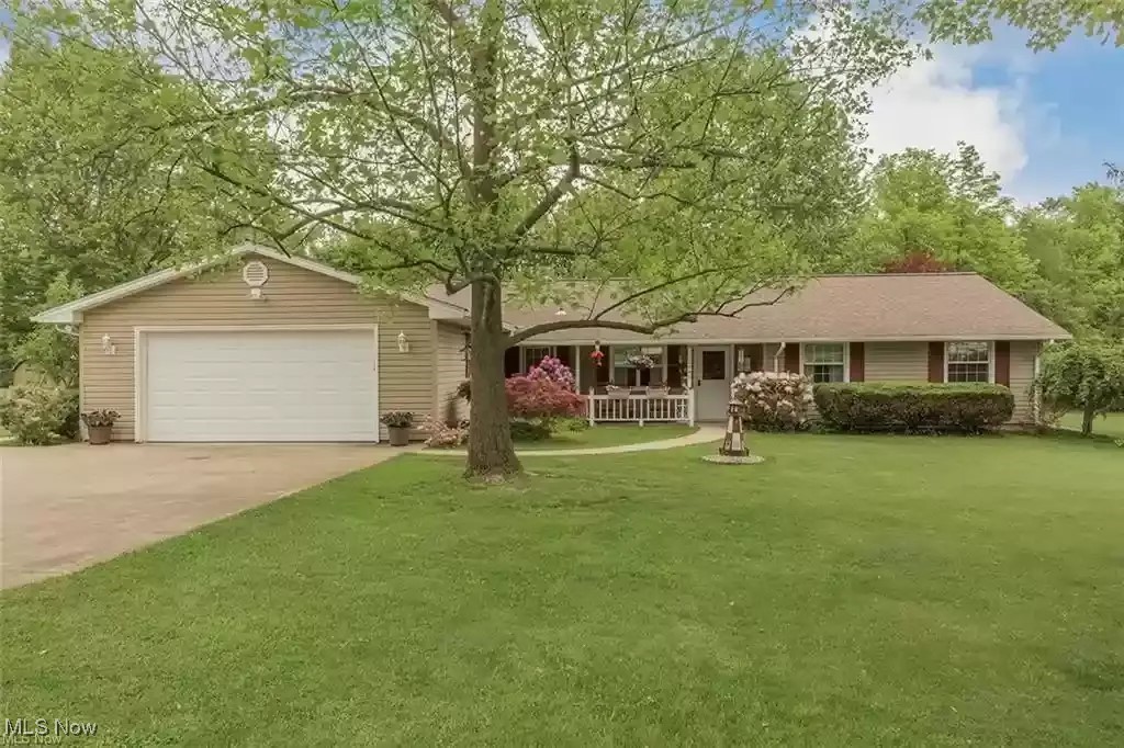 12441 Harold Drive, Chesterland, Ohio image 1