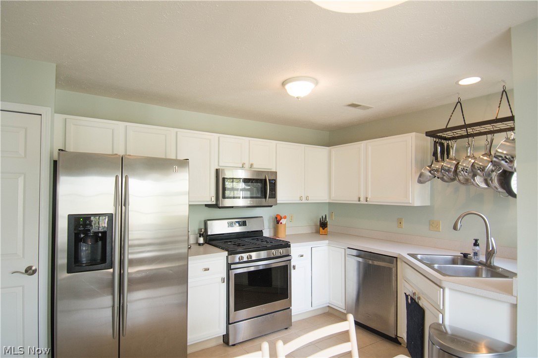 Sturbridge Xing Condo Ph 03 - Residential