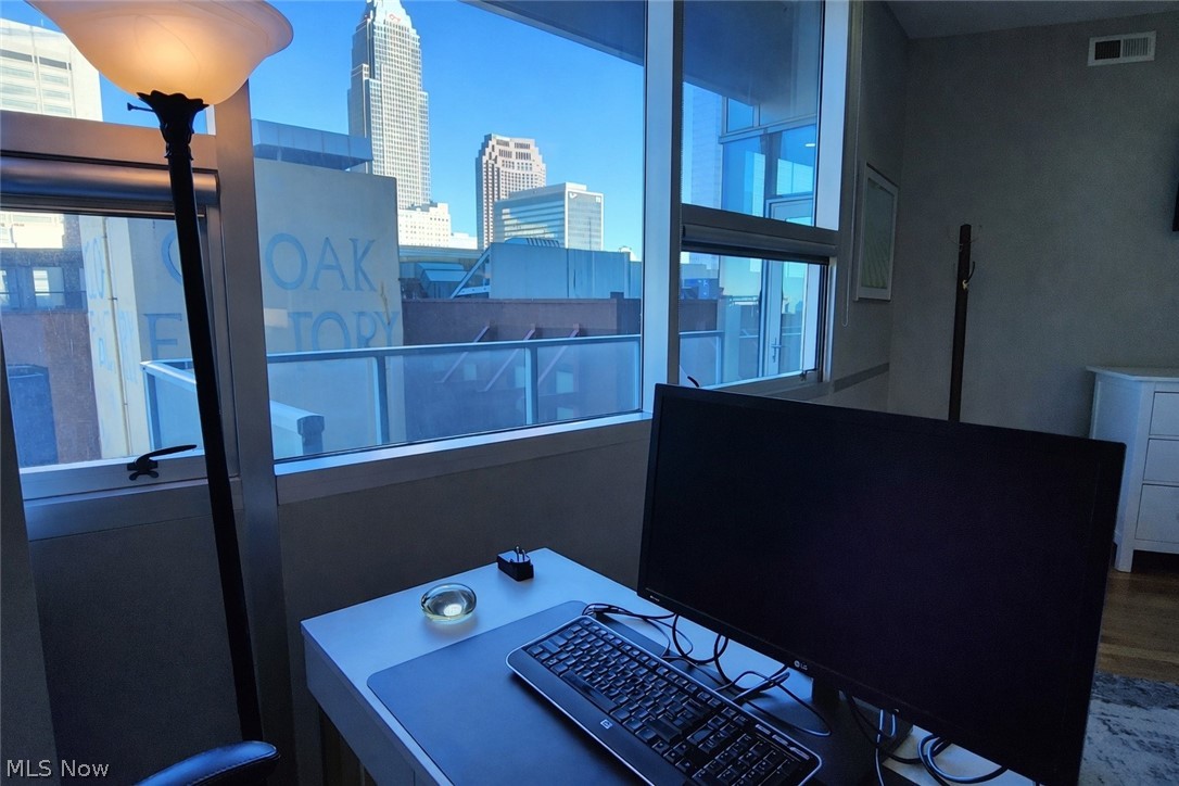 The Pinnacle - Residential