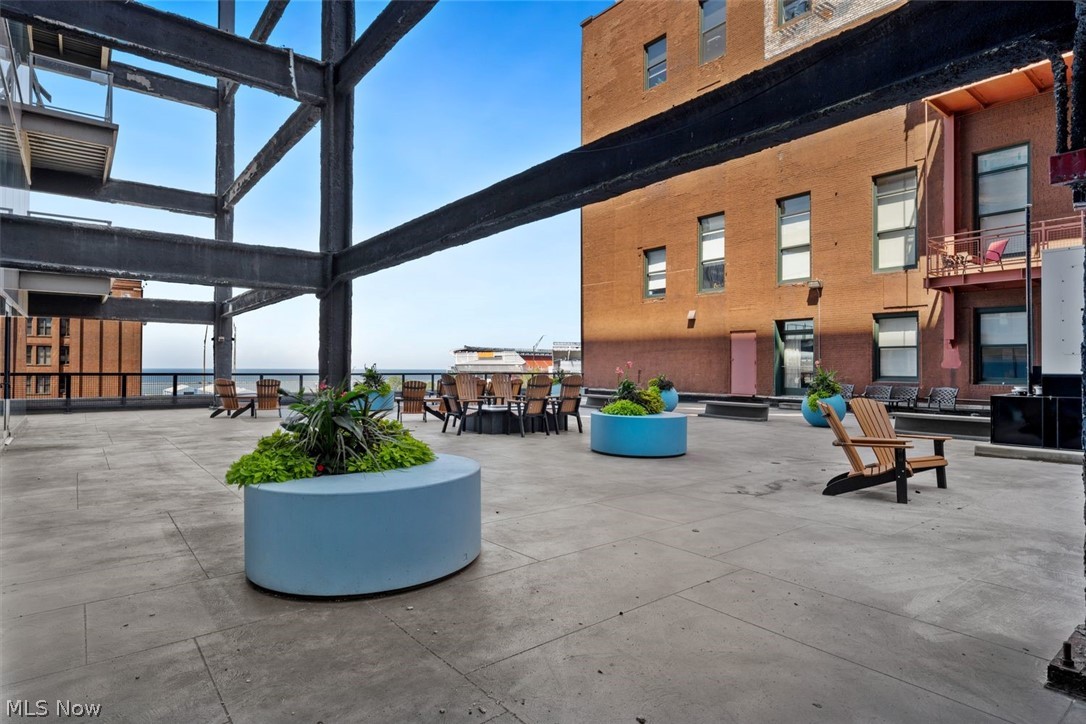 The Pinnacle - Residential